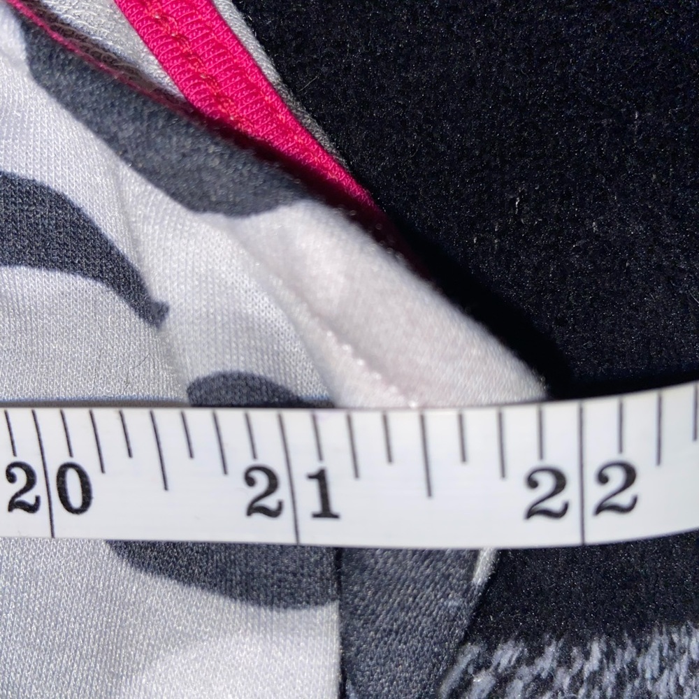 NWOT BIBI CAMO TANK - Picture 4 of 4